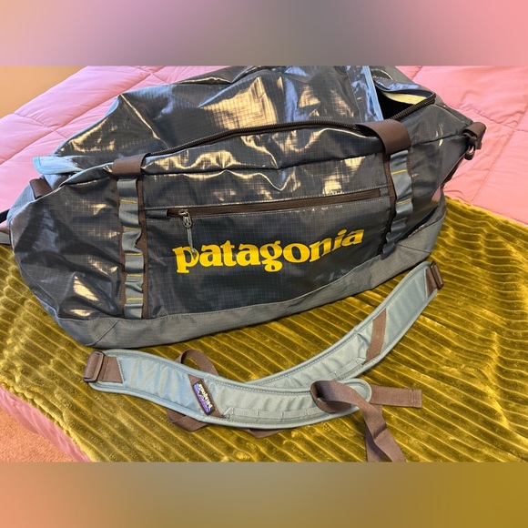 Patagonia Other - Patagonia 70L Black Hole Duffel